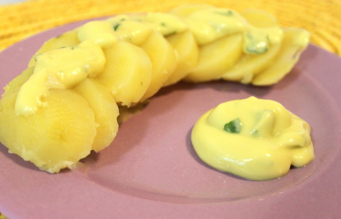 patate lesse con maionese vegan al prezzemolo