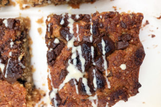 choco peanut cookie bars