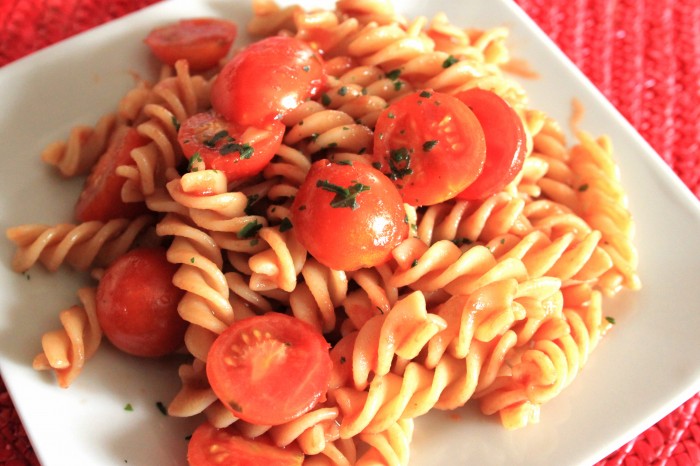 PASTA AI POMODORINI IN AGRODOLCE