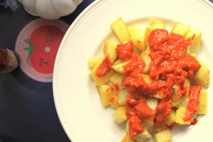 PATATAS BRAVAS VEGAN