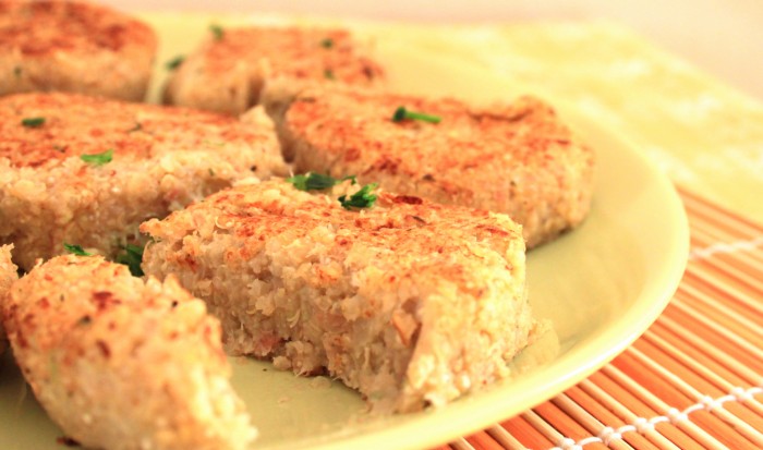 BURGER DI QUINOA E CAVOLO