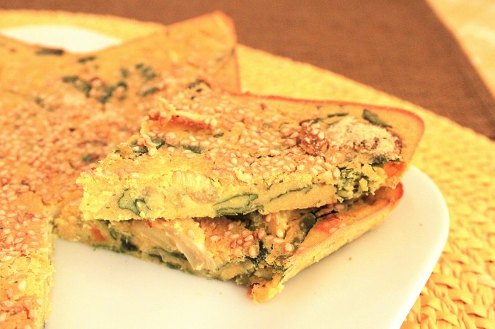 frittata vegan con farina di ceci, scarola e uvetta