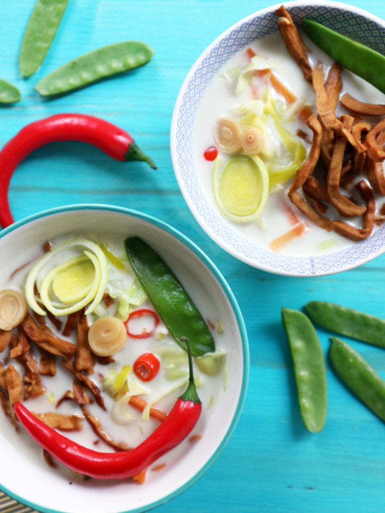 zuppa vegan con latte di cocco