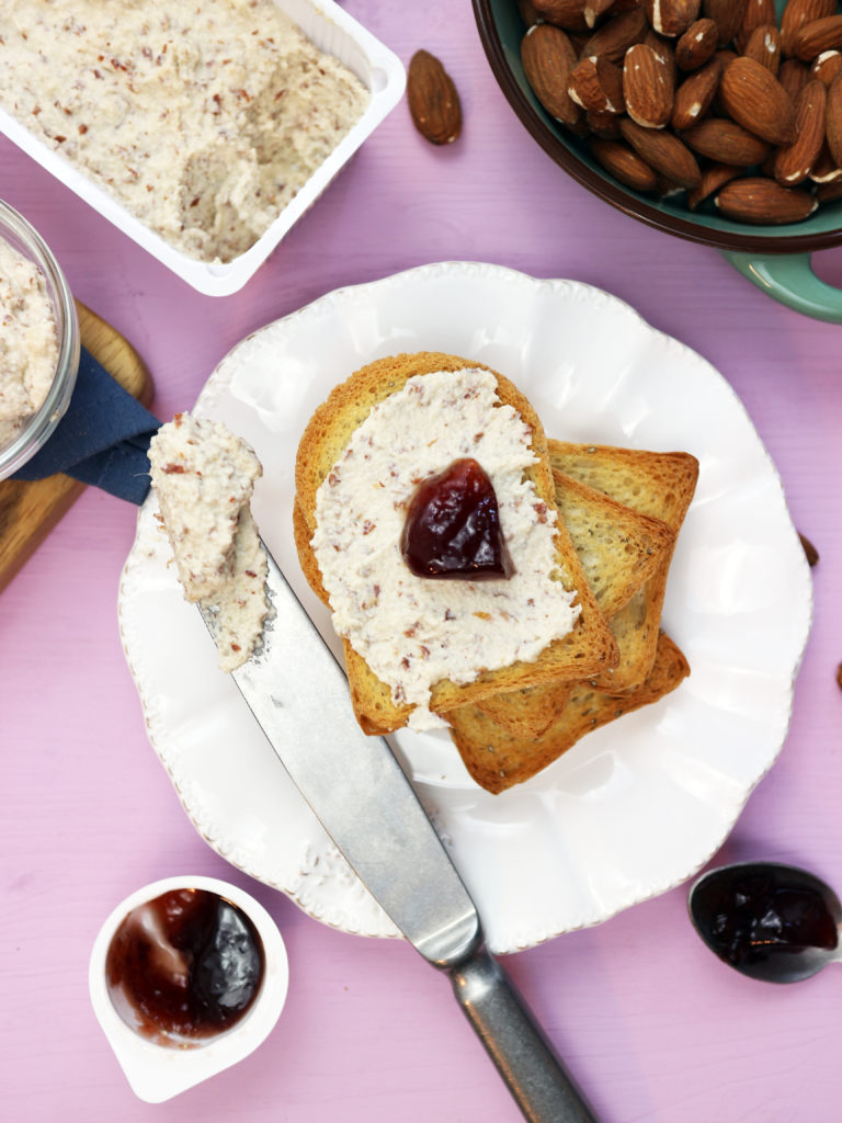 formaggio di mandorle vegan