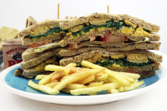 club sandwich vegan ricetta