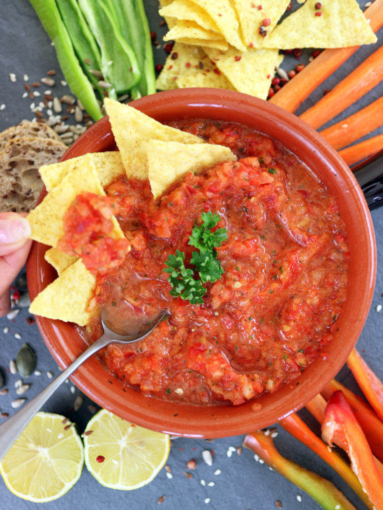 salsa di pomodoro per crostini e aperitivo