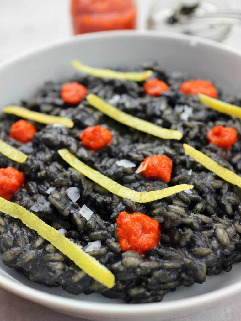 risotto vegan al falso nero di seppia