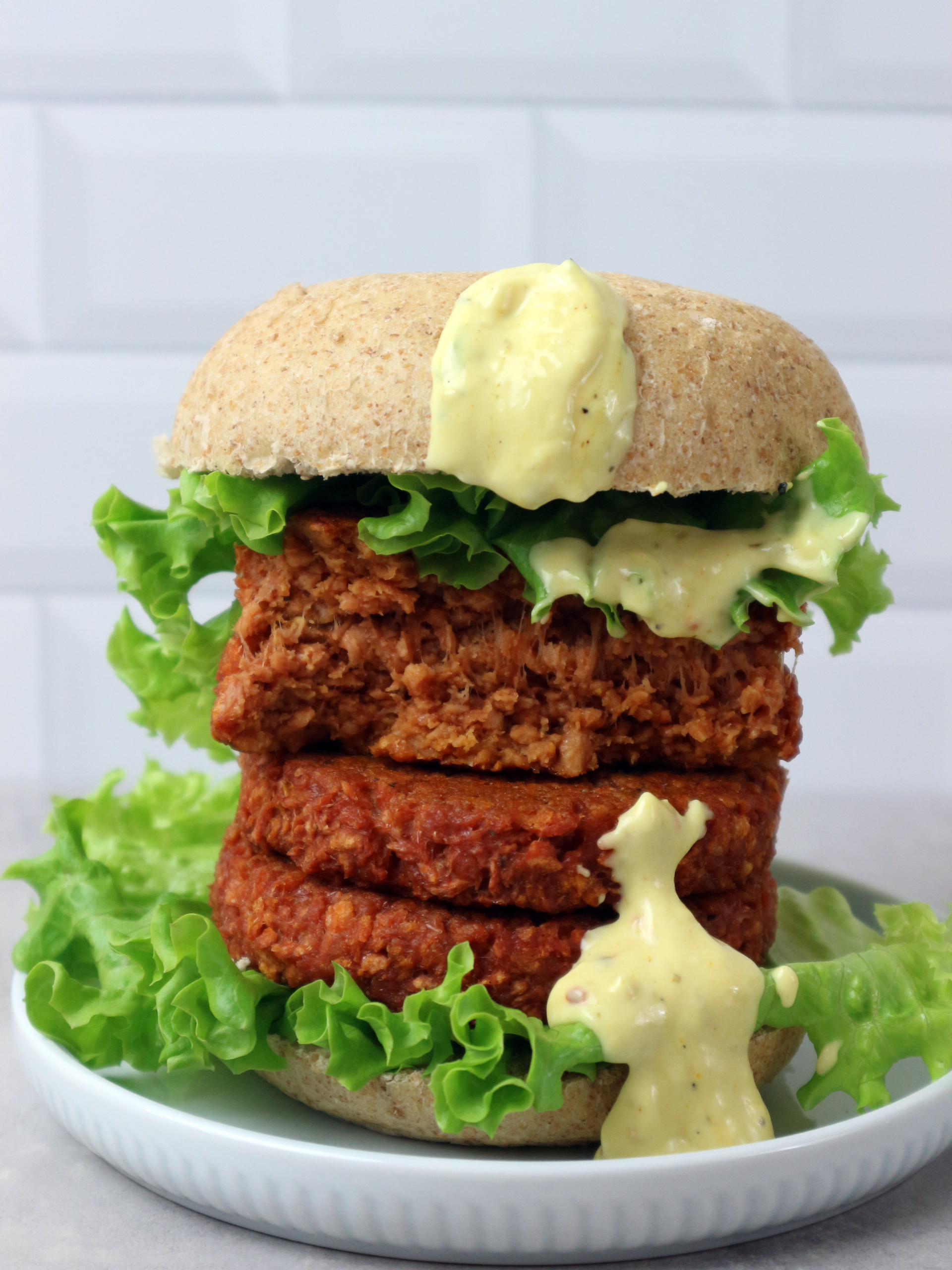 Hamburger vegani fatti in casa: ecco la ricetta definitiva