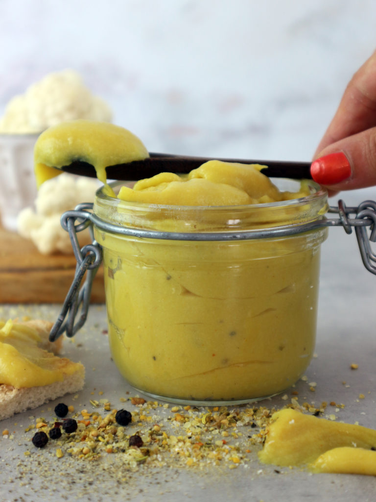 formaggio vegano di cavolfiore fatto in casa